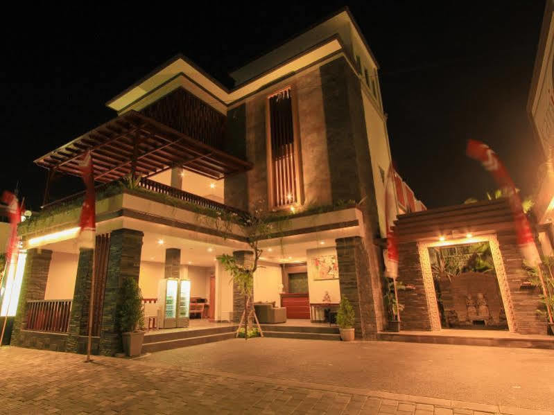 Transera Kamini Legian Hotel Exteriér fotografie