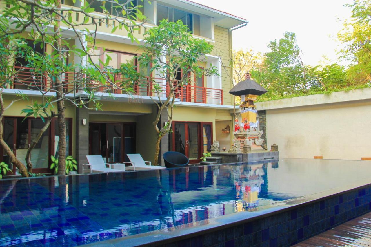 Transera Kamini Legian Hotel Exteriér fotografie